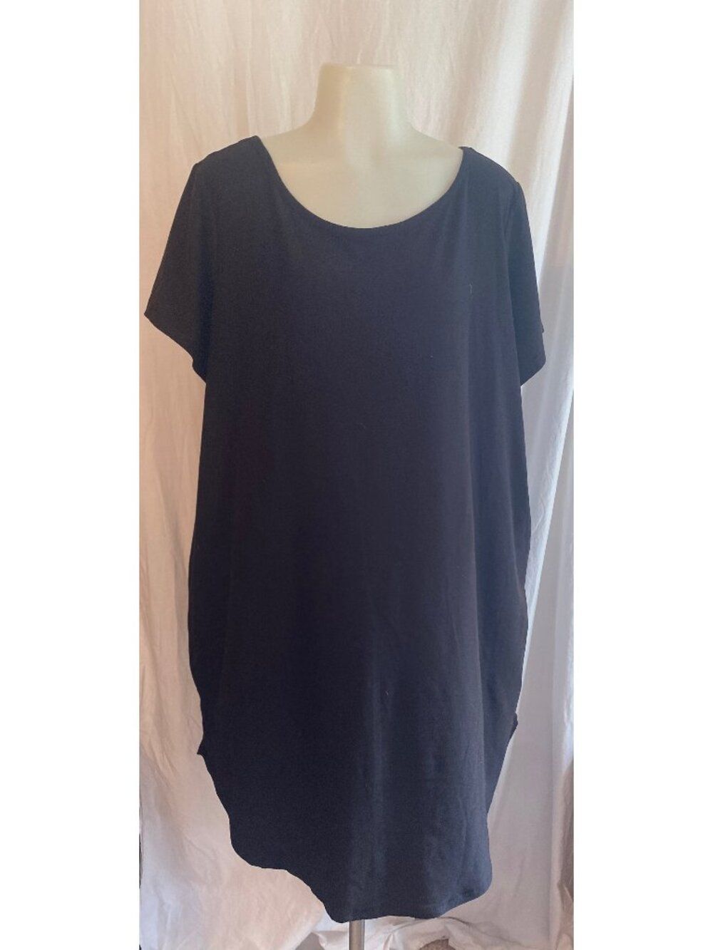 Derek Heart Black Short Sleeve Scoop Neck Tunic Mini Dress